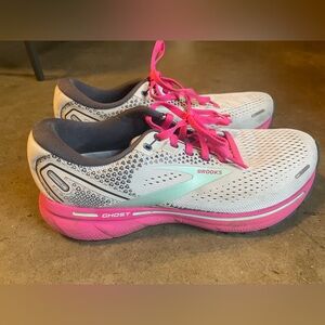 Brooks Ghost 14 Women's Running Shoes